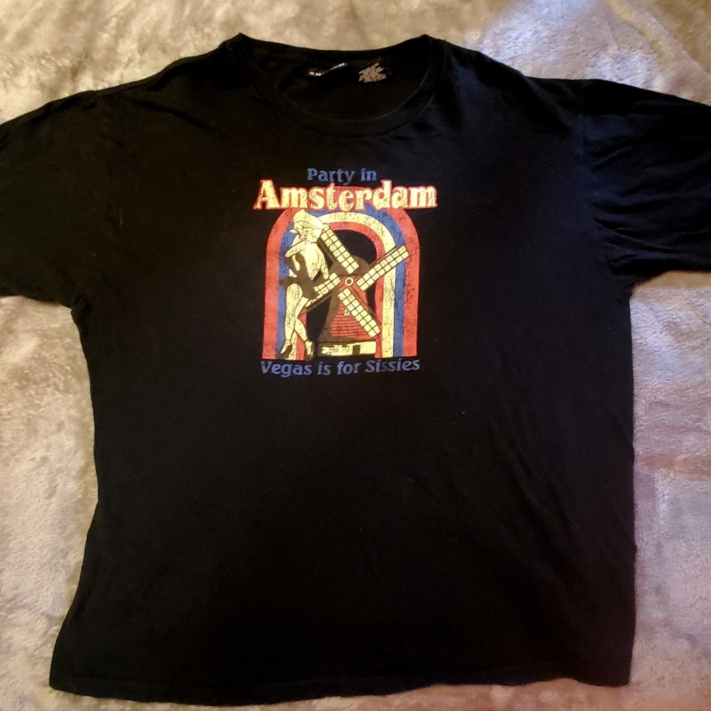 No Boundaries "Part in Amsterdam Vegas is for Sissies" T-Shirt Late 1990's